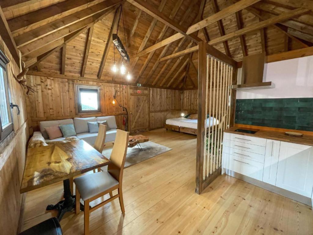 ホテル Mountain Eco Shelter 2 フンシャル エクステリア 写真