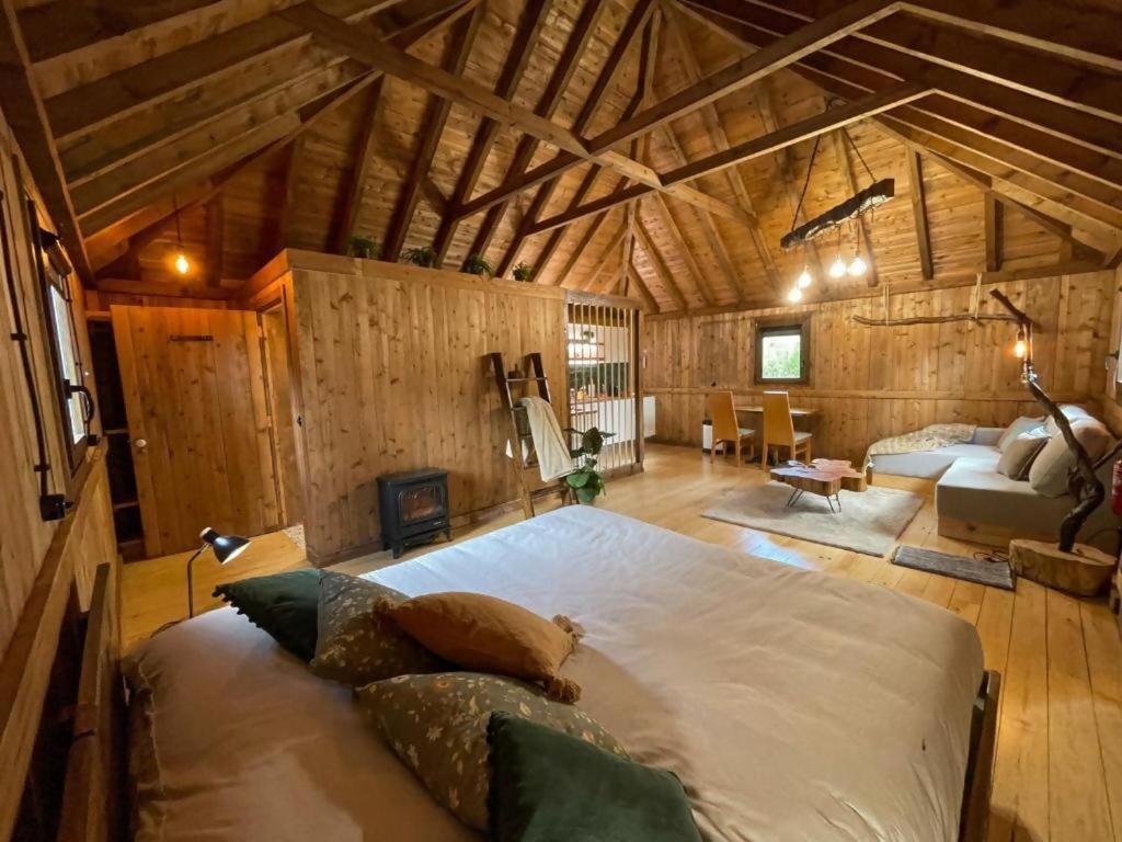 ホテル Mountain Eco Shelter 2 フンシャル エクステリア 写真