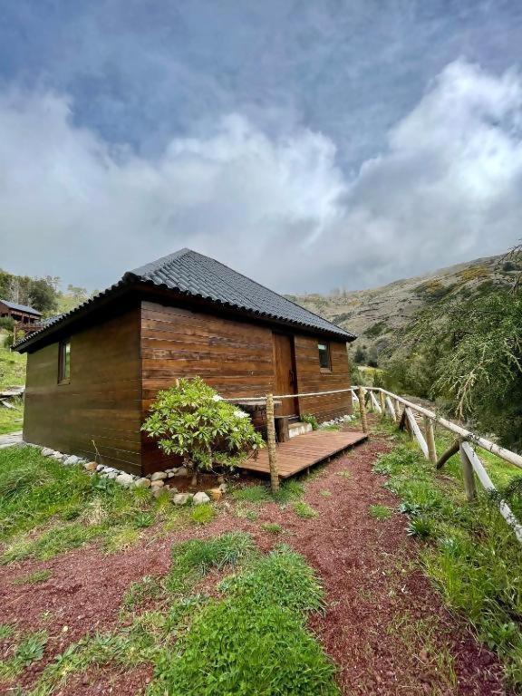 ホテル Mountain Eco Shelter 2 フンシャル エクステリア 写真